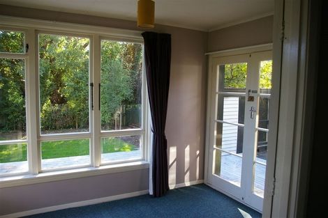 Photo of property in 18 Hooker Avenue, Bryndwr, Christchurch, 8053