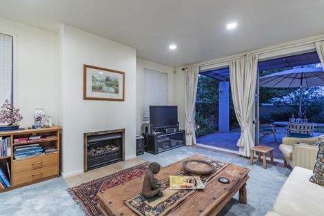 Photo of property in 1/19 Frater Avenue, Milford, Auckland, 0620