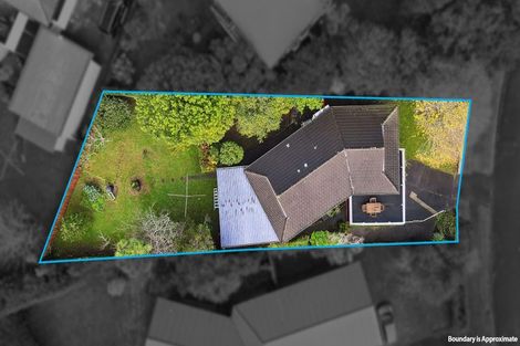 Photo of property in 33 Nevada Avenue, Pakuranga Heights, Auckland, 2010