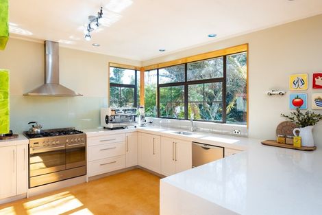 Photo of property in 1110 Links Road, Waiohiki, Napier, 4183