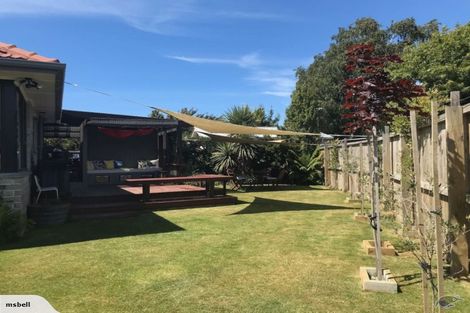 Photo of property in 124 Warren Crescent, Hillmorton, Christchurch, 8025