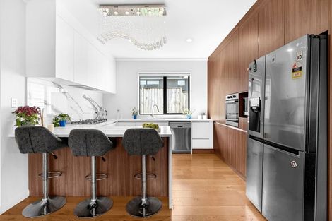 Photo of property in 98 Harriet Johnston Drive, Pokeno, 2402