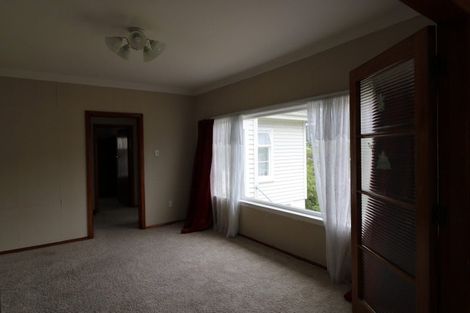 Photo of property in 22 Duncan Street, Tawa, Wellington, 5028