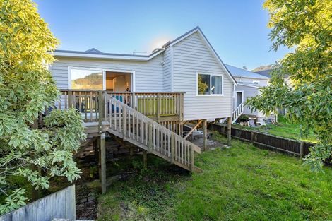 Photo of property in 113 Harbour Terrace, North Dunedin, Dunedin, 9016