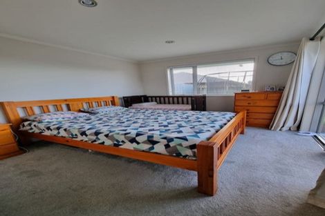 Photo of property in 55 Shrule Place, Huntington, Hamilton, 3210