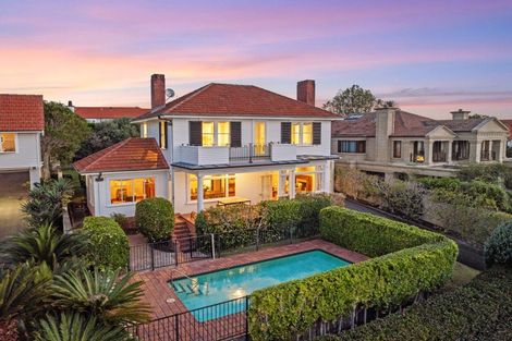 Photo of property in 82 Paritai Drive, Orakei, Auckland, 1071