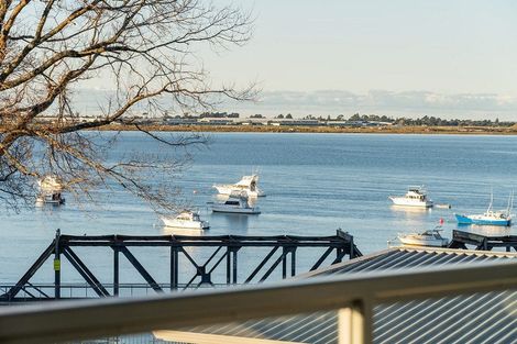 Photo of property in Elizabeth Height Apartments, 8 Elizabeth Street, Tauranga, 3110