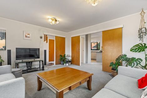Photo of property in 24b New Windsor Road, Avondale, Auckland, 0600
