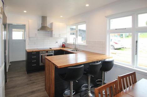 Photo of property in 15 Semple Street, Kakanui, Oamaru, 9495