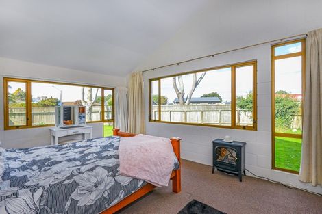 Photo of property in 1 Fleetwood Crescent, Flaxmere, Hastings, 4120