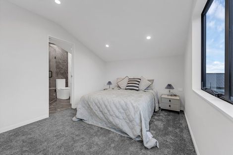 Photo of property in 12 Greenstead Close, Flat Bush, 2019