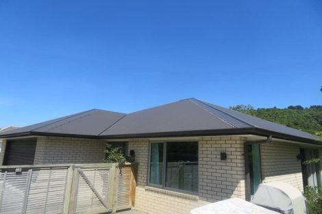 Photo of property in 27a Compton Crescent, Taita, Lower Hutt, 5011