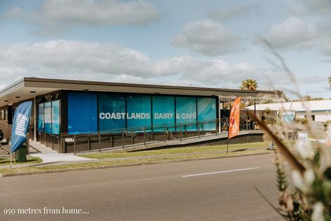 Photo of property in 6 Ohuirehe Road, Coastlands, Whakatane, 3120