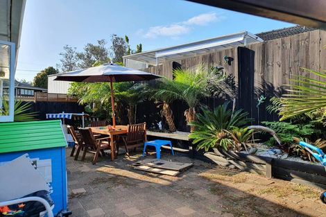 Photo of property in 3/54 Howe Street, Howick, Auckland, 2014