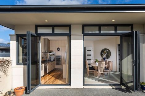 Photo of property in 51 Kirkwood Avenue, Upper Riccarton, Christchurch, 8041