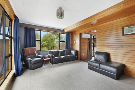 Photo of property in 6 Neave Place, Hillmorton, Christchurch, 8025