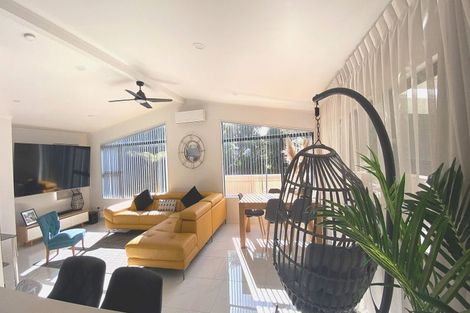 Photo of property in 19 Moore Street, Hillcrest, Auckland, 0627