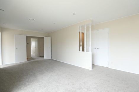 Photo of property in 118 Glenmore Road, Sunnyhills, Auckland, 2010