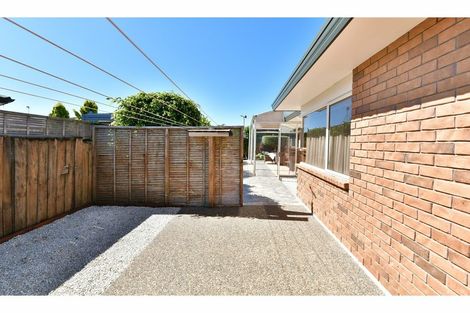 Photo of property in 18 Dan Tori Place, Orewa, 0931