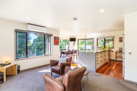 Photo of property in 176 Mapara Road, Acacia Bay, Taupo, 3385