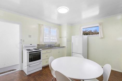 Photo of property in 2/756 Fergusson Drive, Elderslea, Upper Hutt, 5018