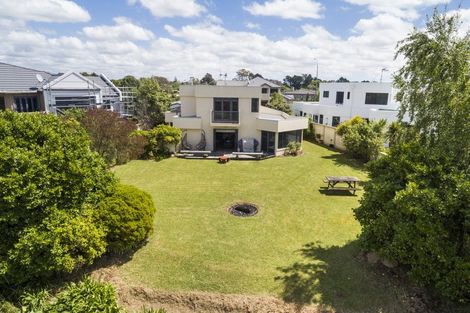 Photo of property in 31 Ruapehu Drive, Fitzherbert, Palmerston North, 4410