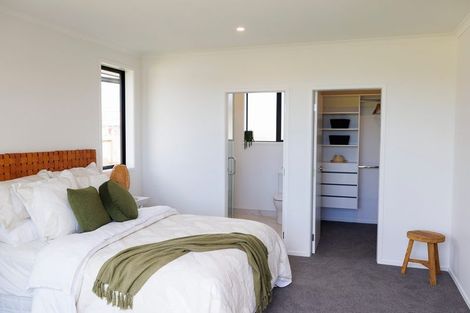 Photo of property in 22 Boyce Crescent, Cambridge, 3434