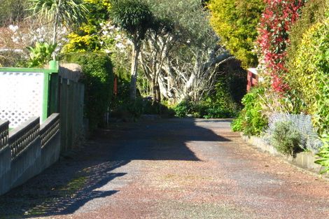 Photo of property in 3a Mayfair Place, Westown, New Plymouth, 4310