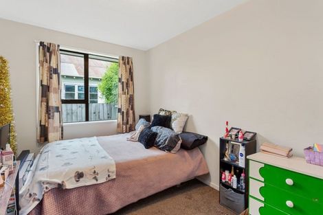 Photo of property in 2/22 Moffett Street, Islington, Christchurch, 8042