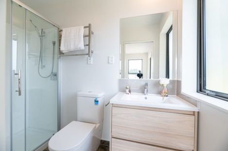 Photo of property in 4 Piccolo Court, Kumeu, 0810