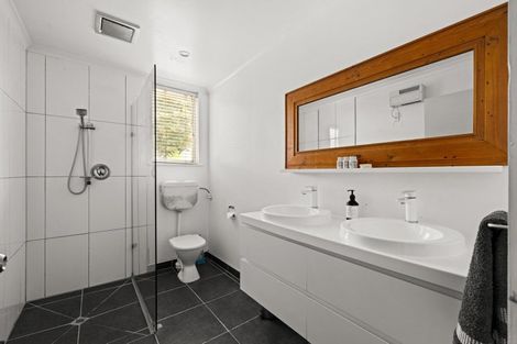 Photo of property in 65 Wellesley Road, Napier South, Napier, 4110