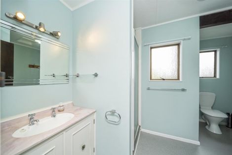 Photo of property in 8 Matai Place, Hawera, 4610