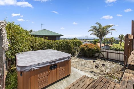 Photo of property in 35 Philomel Crest, Welcome Bay, Tauranga, 3112