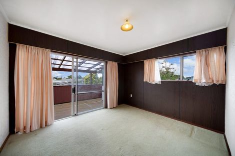 Photo of property in 26 Ewbank Place, Manurewa, Auckland, 2102