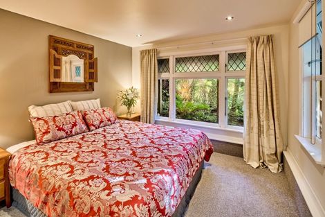 Photo of property in 194 Eastern Hutt Road, Taita, Lower Hutt, 5019