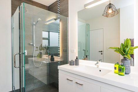 Photo of property in 1 Montgomery Terrace, Hokowhitu, Palmerston North, 4410