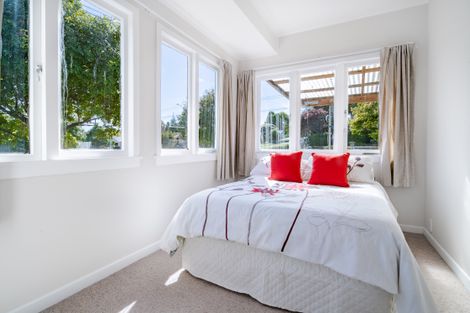 Photo of property in 43 Rogan Street, Mount Roskill, Auckland, 1041