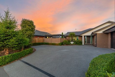 Photo of property in 112 Metehau Street, Marshland, Christchurch, 8083