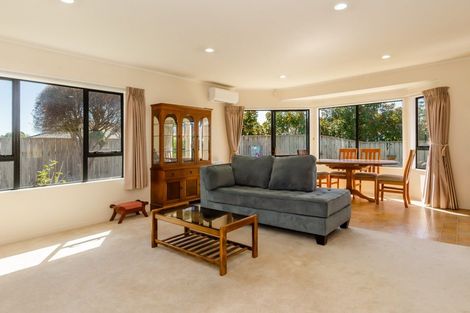 Photo of property in 23 Dennis Taylor Court, Paraparaumu, 5032