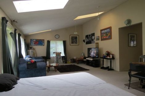 Photo of property in 680 Albert Street, Coromandel, 3506