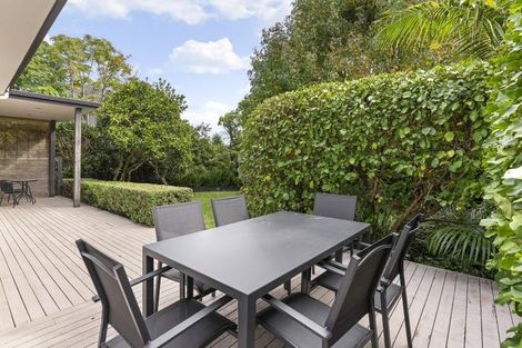Photo of property in 145 Shakespeare Road, Milford, Auckland, 0620