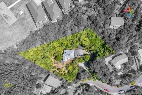 Photo of property in 157 Miromiro Road, Normandale, Lower Hutt, 5010