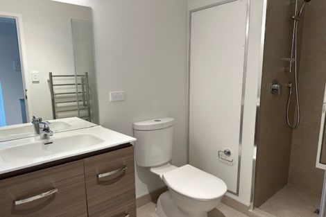 Photo of property in 30/6d Westward Ho, Glen Eden, Auckland, 0602