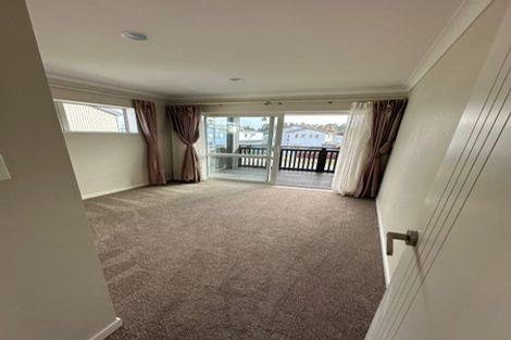 Photo of property in 68 Craigs Way, Hobsonville, Auckland, 0616