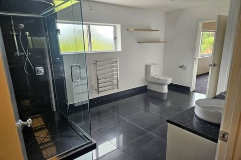 Photo of property in 69a Waikoukou Valley Road, Waimauku, 0882