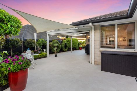 Photo of property in 17 Hansard Place, Bethlehem, Tauranga, 3110