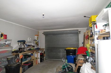 Photo of property in 64 Henley Street, Westport, 7825