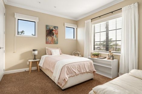 Photo of property in 166 Oriental Parade, Papamoa Beach, Papamoa, 3118