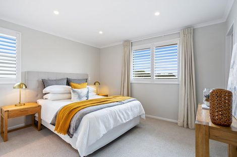 Photo of property in 35 Barrel Crescent, Swanson, Auckland, 0614