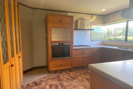 Photo of property in 3 Aintree Grove, Churton Park, Wellington, 6037